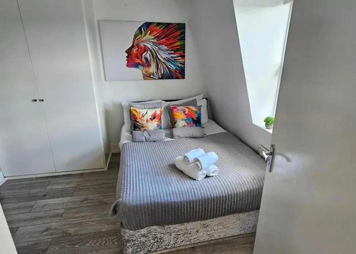 Cozy And Small Studio Zone 2 Near Maida Vale 6