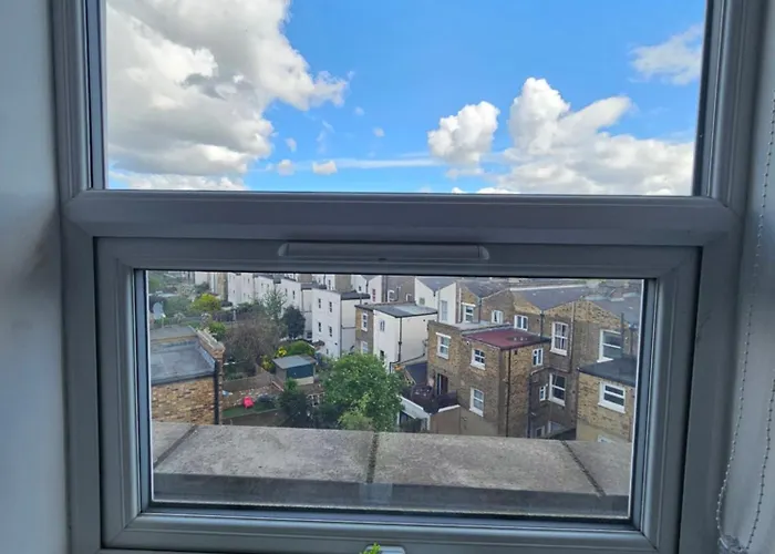 Cozy And Small Studio Zone 2 Near Maida Vale 6